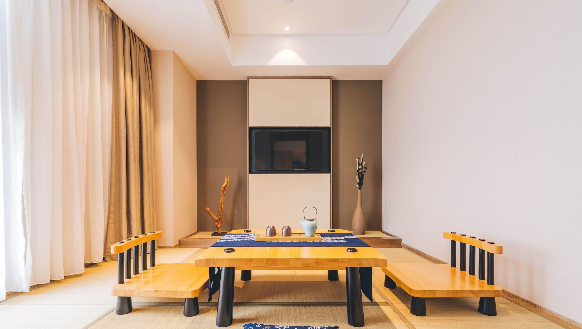 Shanghai Rongju Hotel Lujiazui Hotel Экстерьер фото