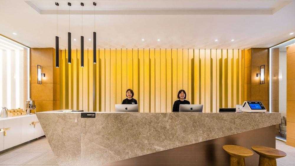 Shanghai Rongju Hotel Lujiazui Hotel Экстерьер фото