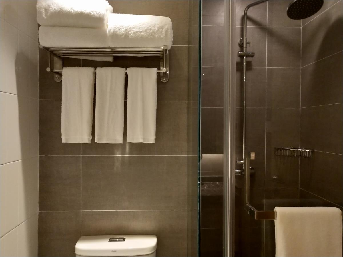 Shanghai Rongju Hotel Lujiazui Hotel Экстерьер фото