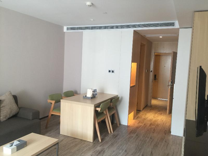 Shanghai Rongju Hotel Lujiazui Hotel Экстерьер фото